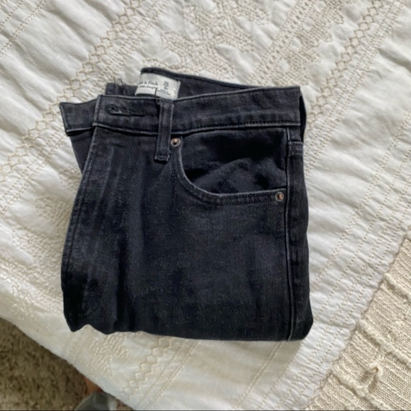 black Abercrombie and Fitch jeans size 25 - Picture 2 of 4